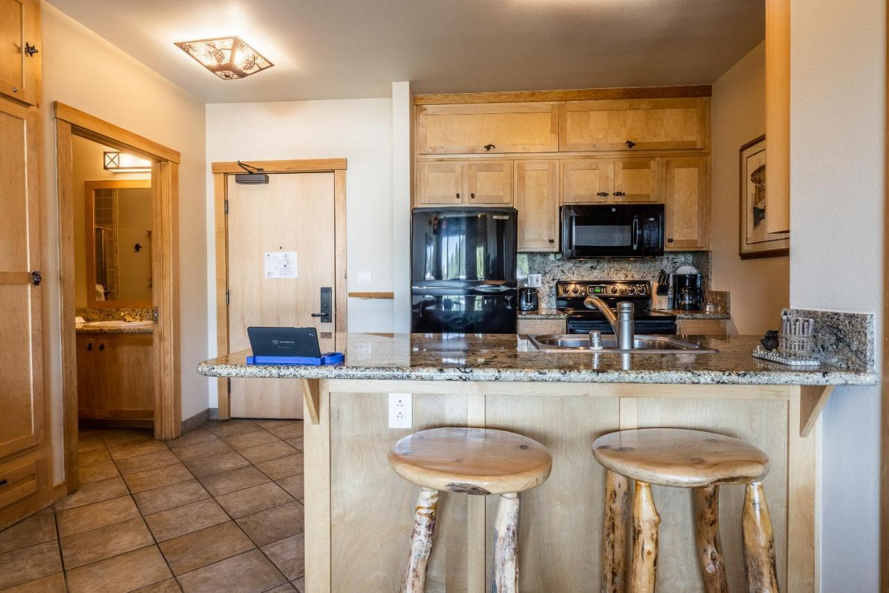 Juniper Springs Lodge #413 - Luxury Ski In Ski Out! 2 Bedroom Mammoth Lakes Exteriör bild