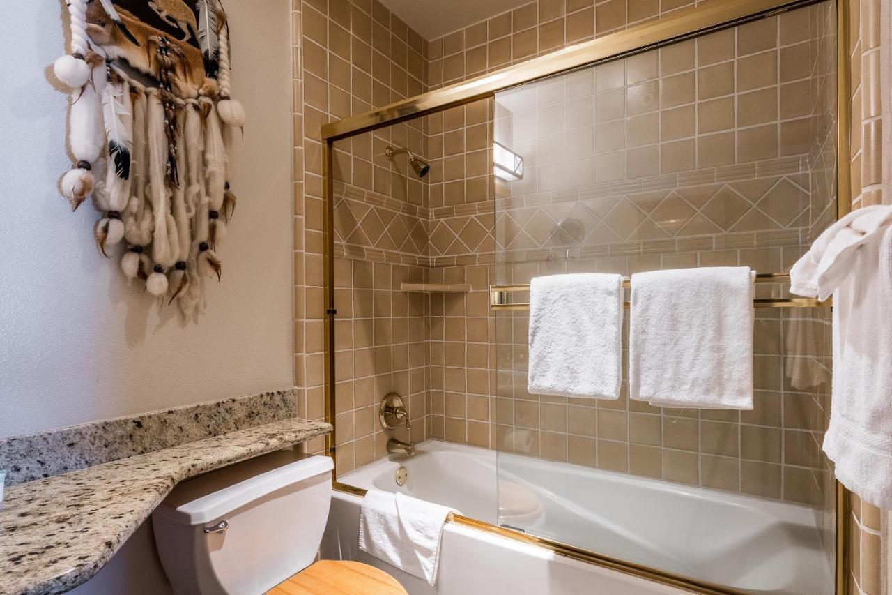 Juniper Springs Lodge #413 - Luxury Ski In Ski Out! 2 Bedroom Mammoth Lakes Exteriör bild